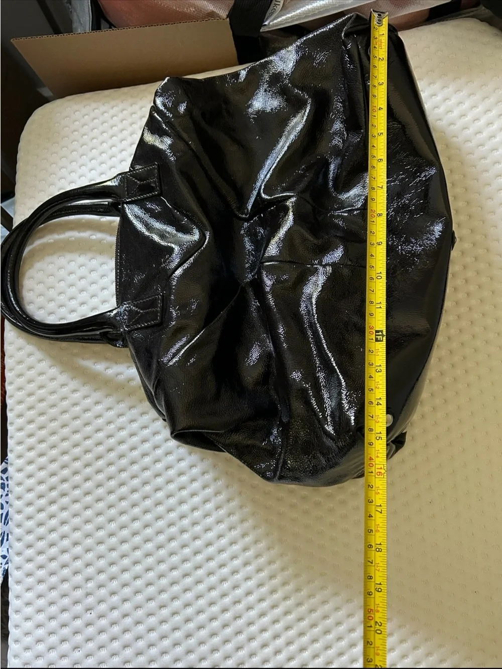 YSL Yves Saint Laurent Medium Easy Y Black Patent Leather Bag